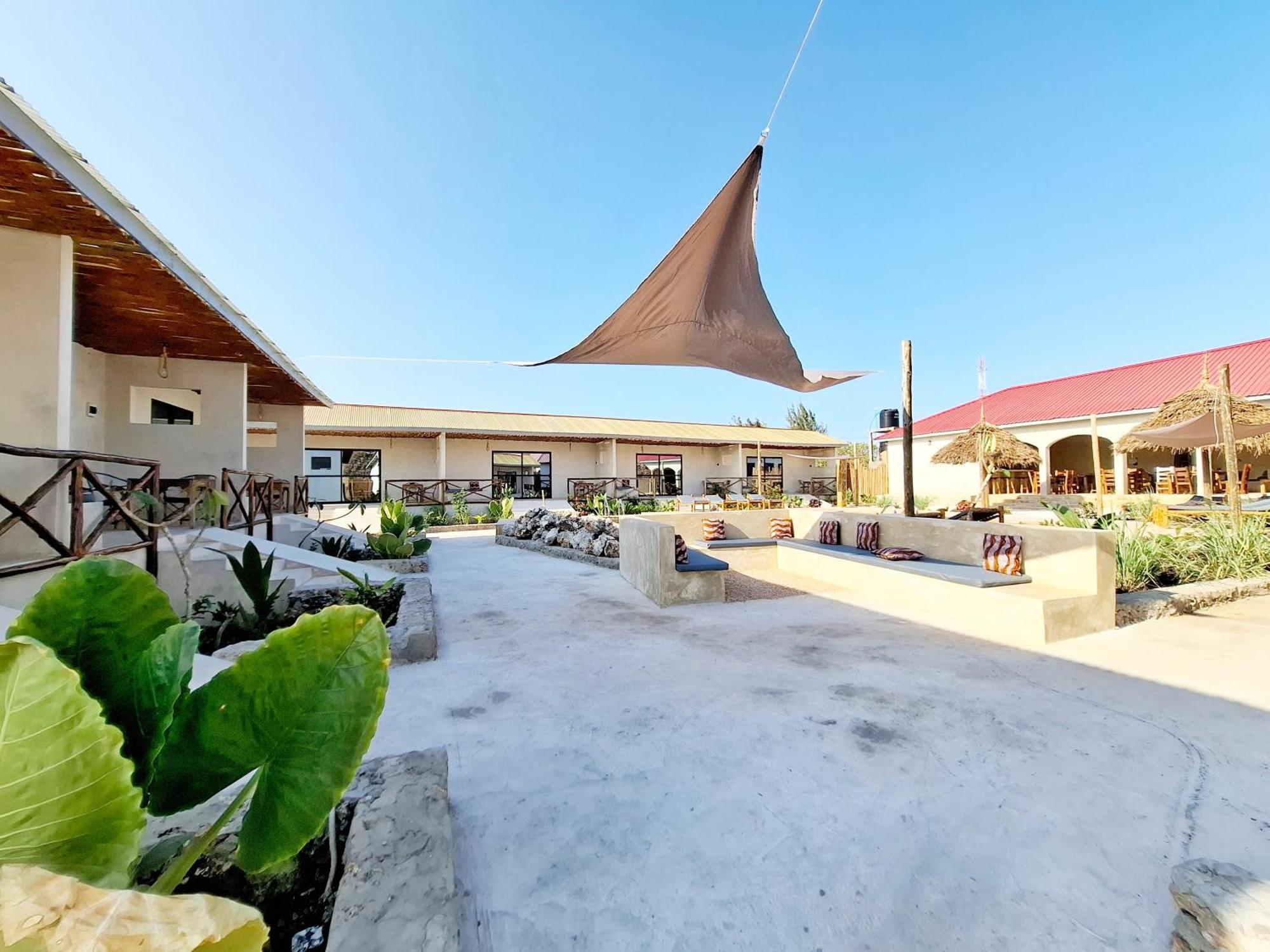 Hotel Blooming Zanzibar à Jambiani  Extérieur photo