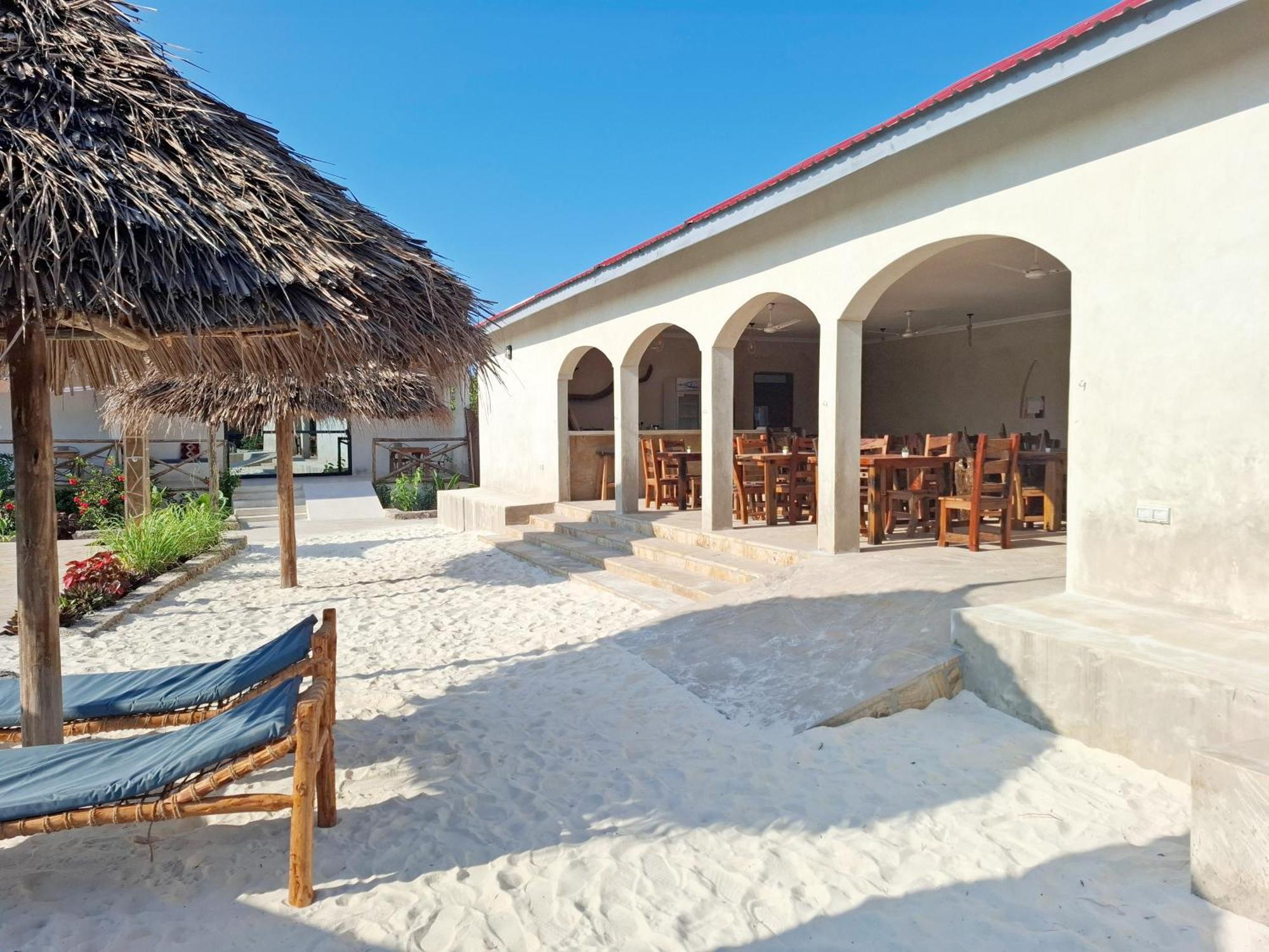 Hotel Blooming Zanzibar à Jambiani  Extérieur photo
